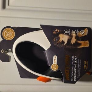 MOTION Retractable Dog Walking Leash